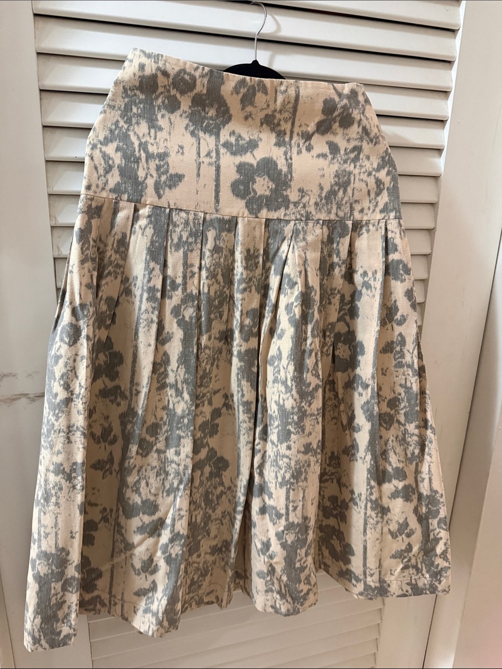 Zara midi skirt